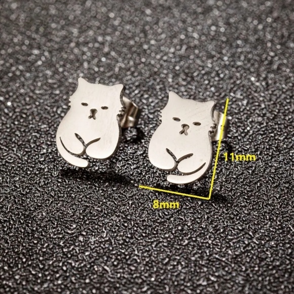 Gold💛Kitty🐱Cat Stud Earrings - Picture 2 of 6